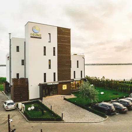 Poeme Retreat Hotel