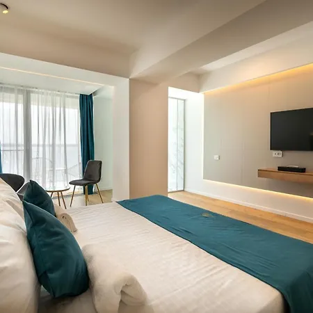 Poeme Retreat Hotel Mamaja